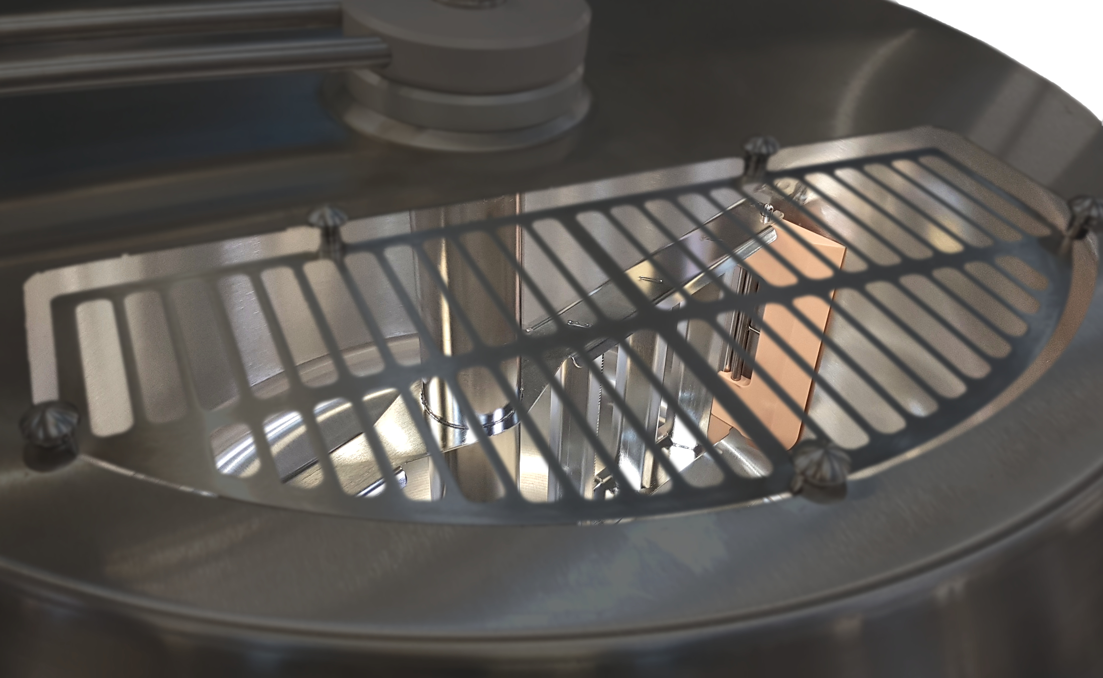 Light in the kettle bowl